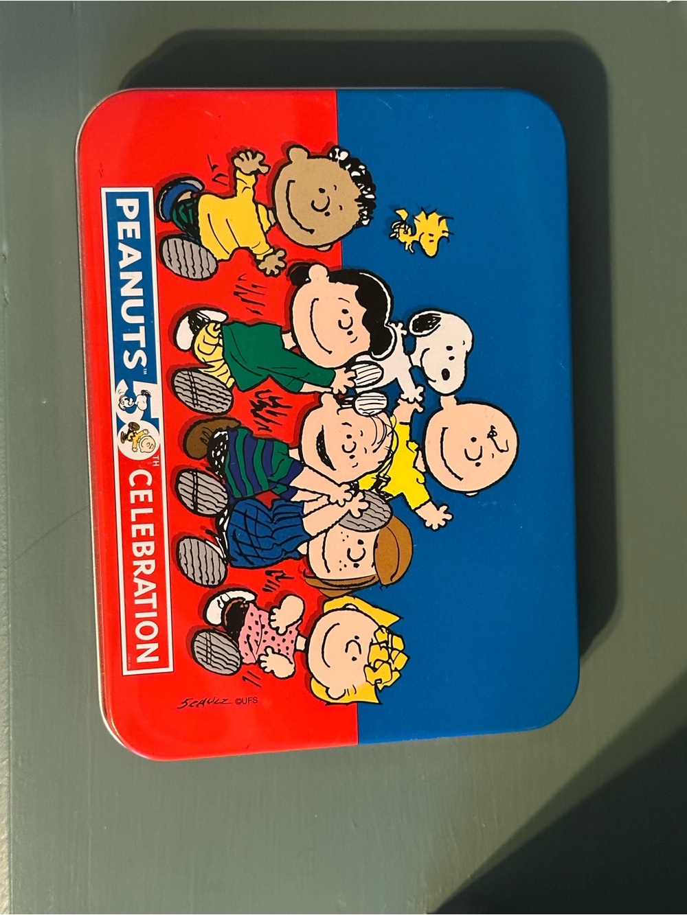 Peanuts 50th Celebration Tin with 2 unopened deck of cards